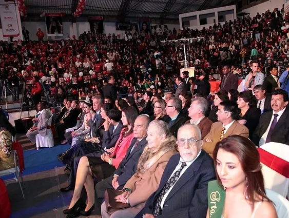 bf00bb_a5f95b0065be468f94cebfb64a4412dc_mv2